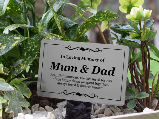🥈 Silver “In Loving Memory Mum & Dad” Memorial Plaque – Grave Marker Stake – by North By North East – Plaques & Nameplates