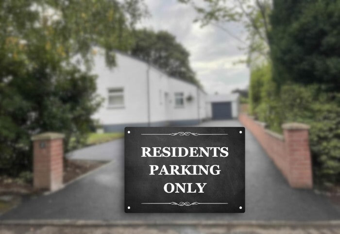 A5 "RESIDENTS PARKING ONLY" Sign - Aluminium Composite, UV Printed, Easy Install – by North By North East – Parking Signs