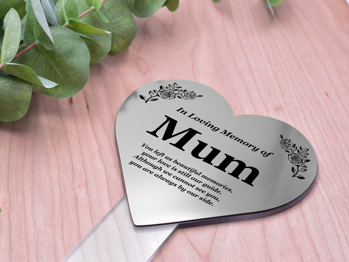 OriginDesigned Mum Gedenktafel mit schwebendem Herz – metallisches Silber/Gold/K – by North By North East – Signs