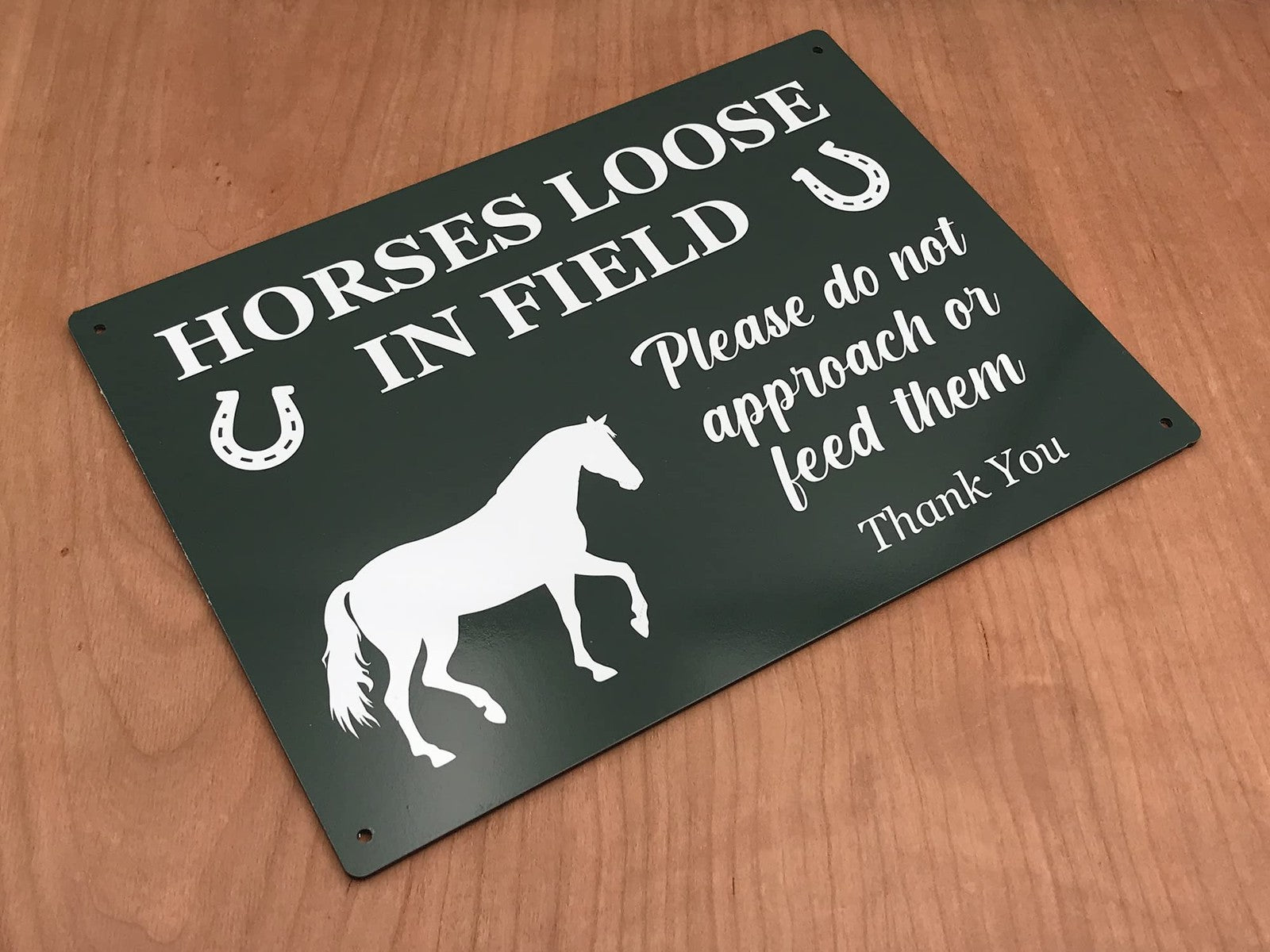A4 Horses Loose in Field Sign – Green Aluminium Composite Gate & Fence Notice – by North By North East – Signs