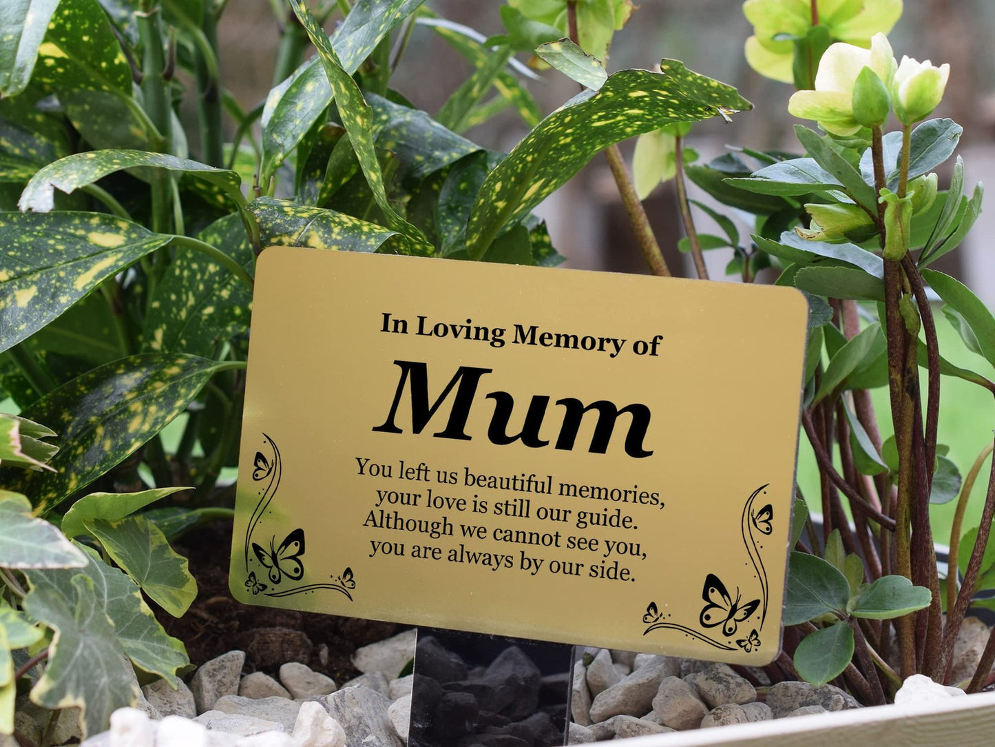 Mum Memorial Plaque Stake – Gold & Black Engraved Grave Marker, Outdoor Tribute – by North By North East – Plaques & Nameplates
