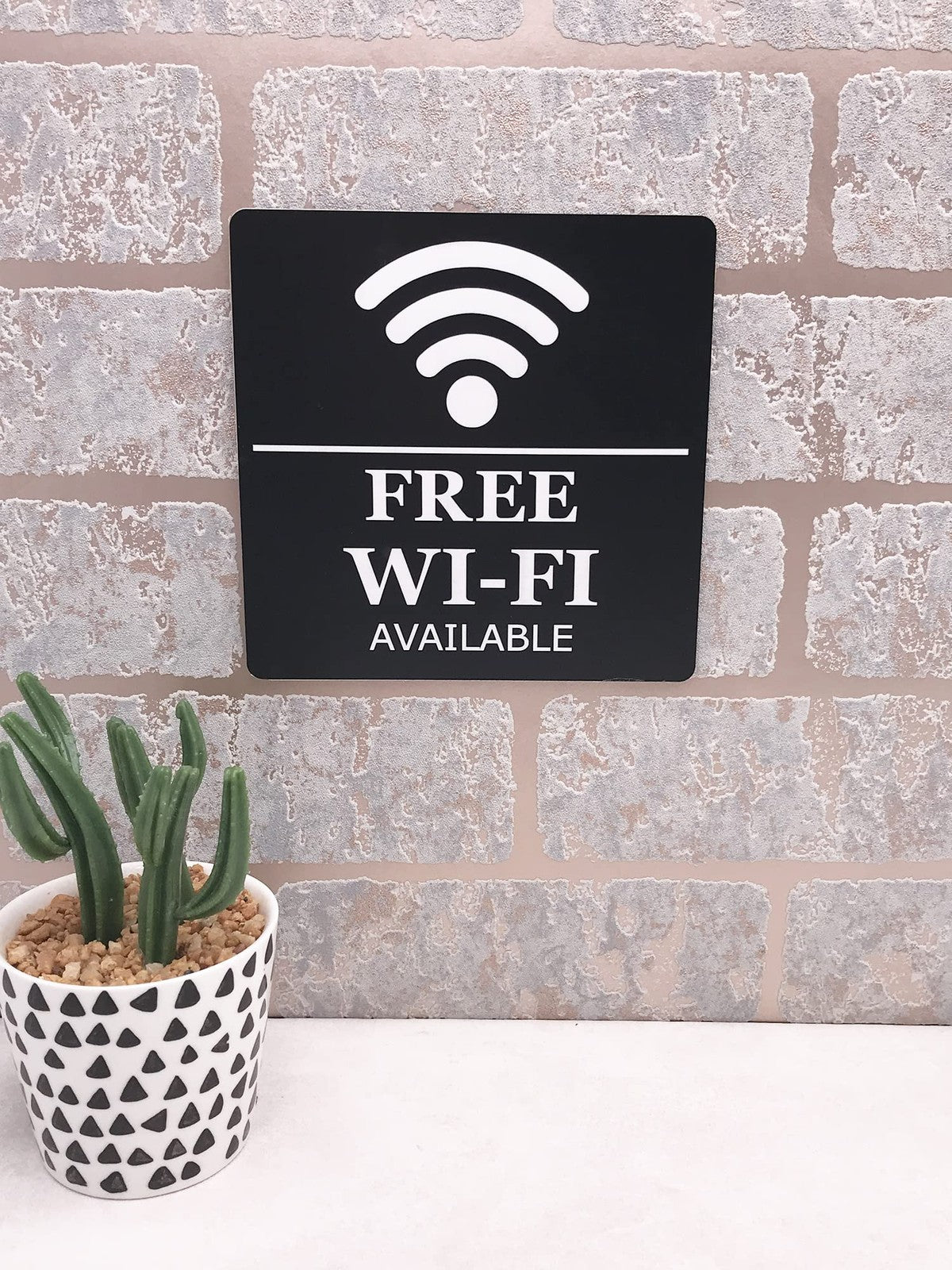 📶 Free WiFi Sign – 145mm Black Self Adhesive HIPS – Indoor/Outdoor – UK Made – by North By North East – Signs