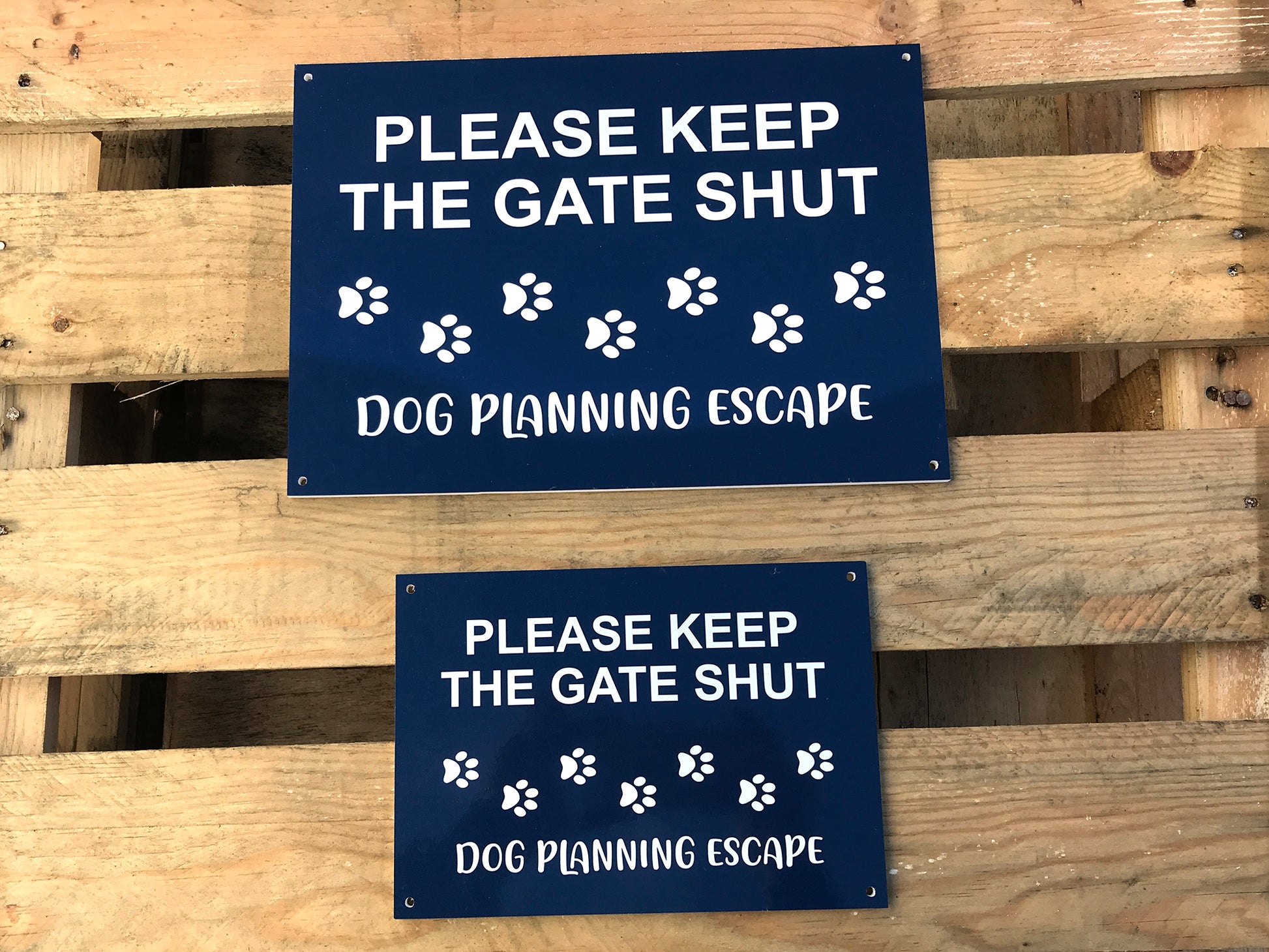 Please keep the gate shut, dog planning escape – by origindesigned – Signs